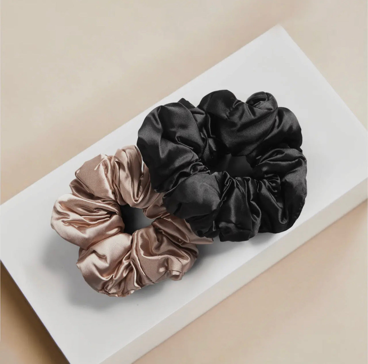 Satin Pillow Scrunchies Black & Gold - Kitsch